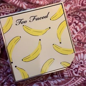 Too faced banana setting powder